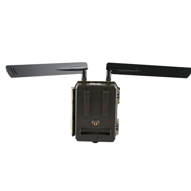 Zestaw Fotopułapka kamera leśna SF4.0 CG Pro 100° GSM 4G LTE 24MPX + 12XAA + SD 32GB 