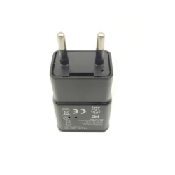 Mini kamera Dyskretna w Ładowarka USB Wifi Zasilacz M2