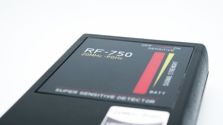 Wykrywacz kamer WIFI, lokalizatorów GPS i podsłuchów SIM RF-750