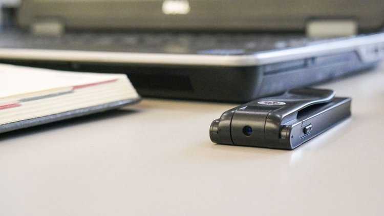 Mini kamera szpiegowska dyktafon UC-20 USB Full HD