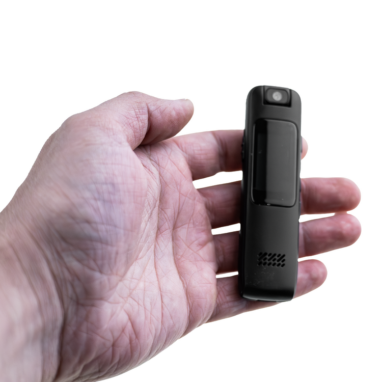 Przenośny rejestrator wideo z klipsem 1080P — tryb nocny IR, obrót obiektywu 180°, 16 GB + microSD do 256 GB