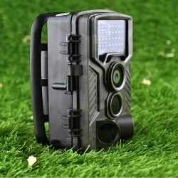 Zestaw Fotopułapka kamera leśna TOPHUNT HC800A FHD 42xIR 16MPX + Karta SD 32 GB  +8xAA