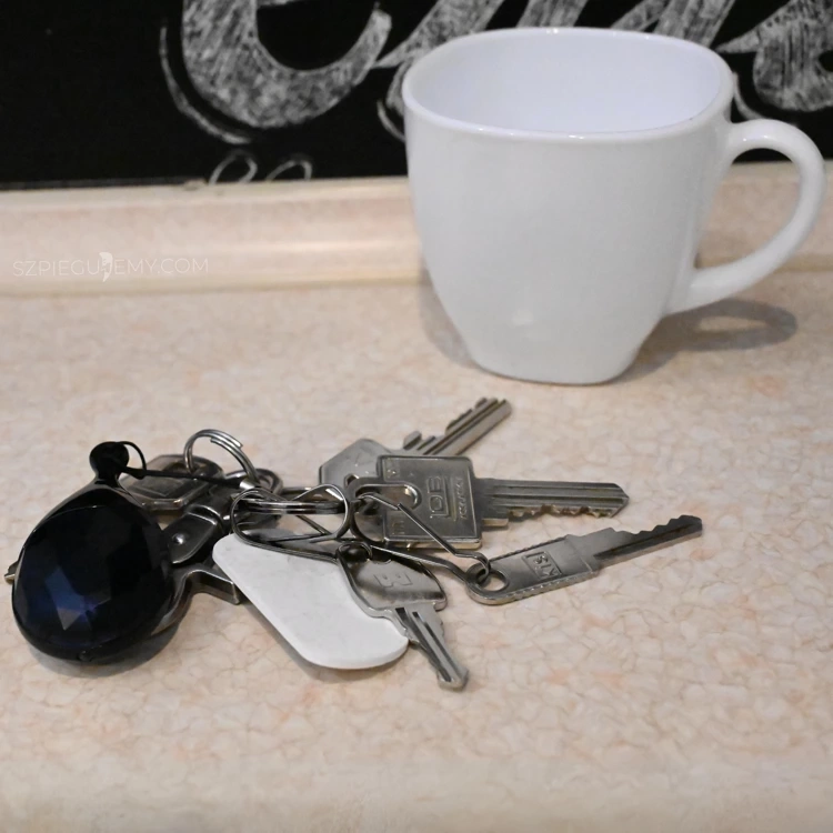 Brelok do kluczyków Dyktafon Podsłuch UR-28 16gb VOX 16GB 40h