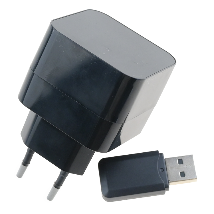 Mini Kamera Szpiegowska ukryta w Zasilaczu USB Podgląd na żywo