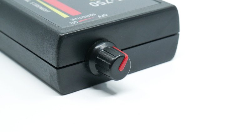 Wykrywacz kamer WIFI, lokalizatorów GPS i podsłuchów SIM RF-750