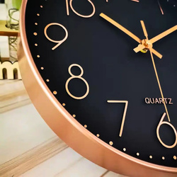 Mini Kamera WiFi ukryta w eleganckim zegarze ściennym Quartz z podglądem na żywo