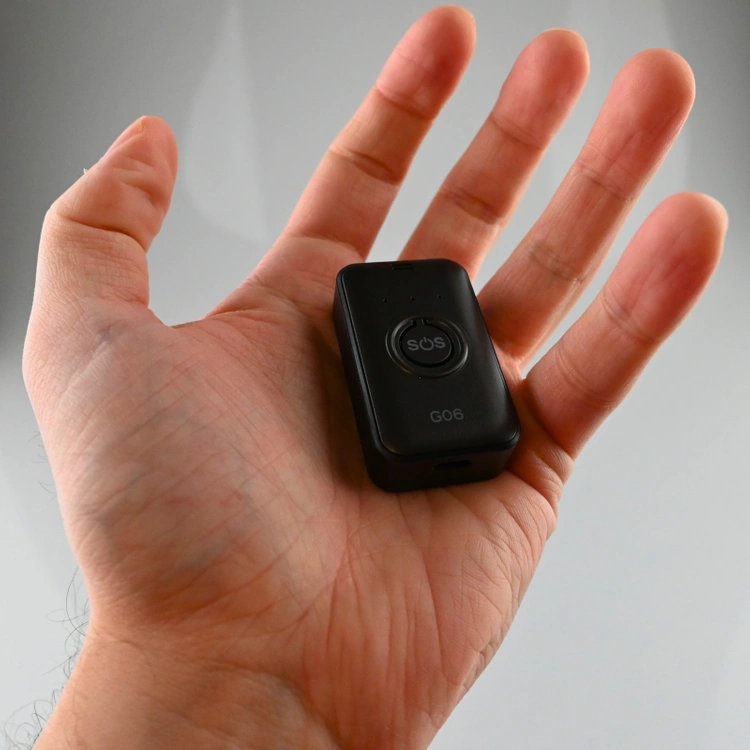 Lokalizator GPS MK06 podsłuch głośnik